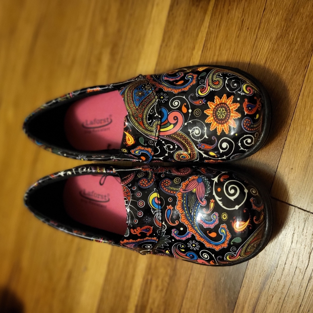LAFORST SLIP RESISTANT WORK CLOGS- EUC ( Worn 1x) 8